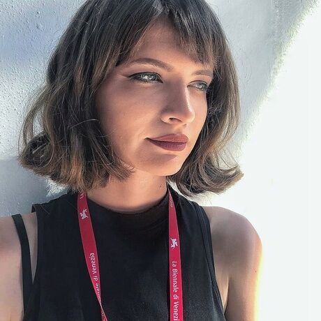 16500502624463208102 01