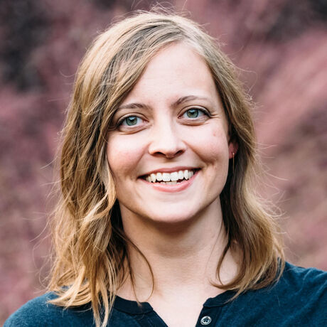 Smol lib headshots 5187 cropped