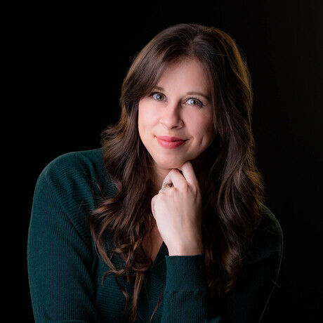 Abovo team headshot 2022 kristen copy