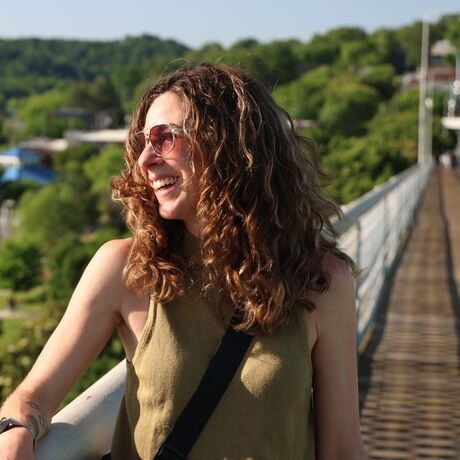 Walnut st bridge shot