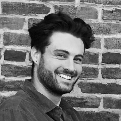 E iuzzolino headshot blacksquare