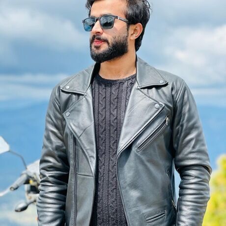 7f541aeb b17e 46e1 9605 7dc886b5bf46