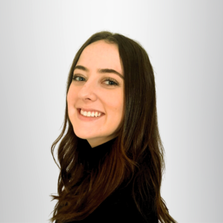 Anna linkedin headshot