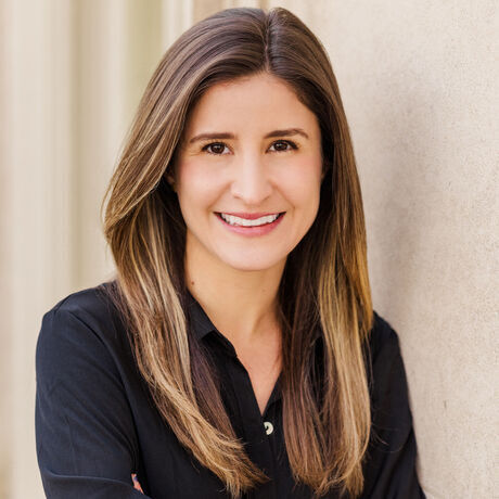 Sarah maser headshot 9