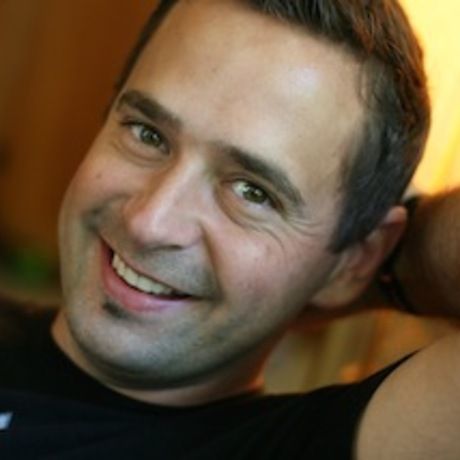 Billy headshot chill small pic