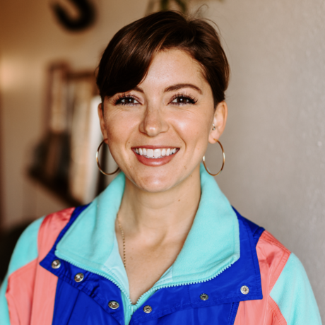 Square headshot emily 1