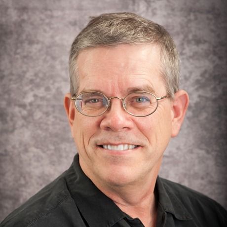 D murphy headshotsqr