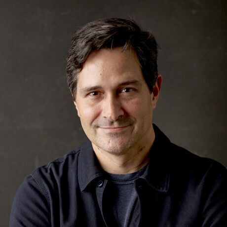 Aaron ekroth headshot smilebrighter