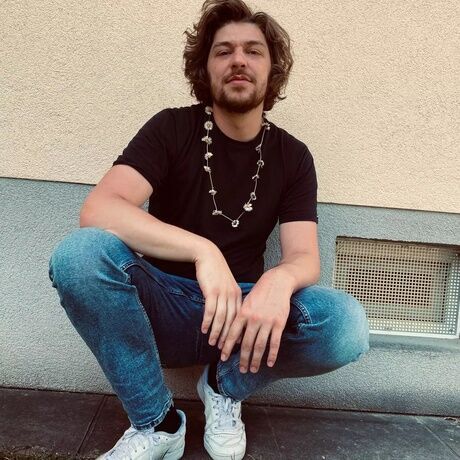 Franz mu%cc%88hringer