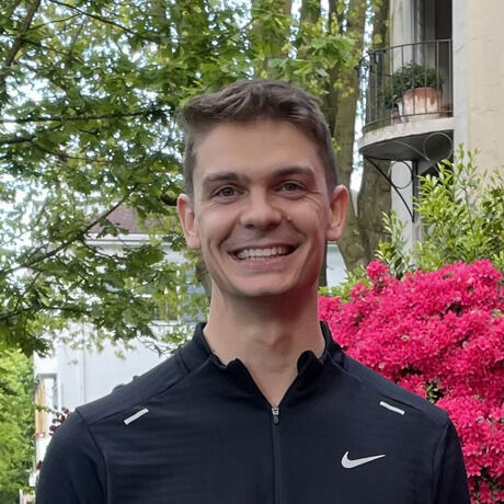 Max allegro headshot