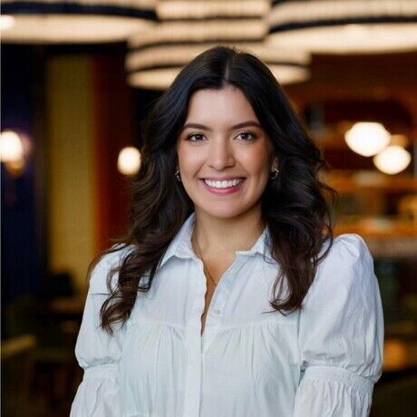 Valentina lara headshot