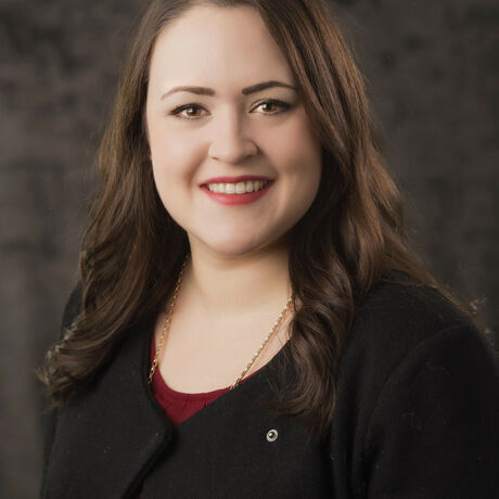 Sarah jantausch headshot  1   1 