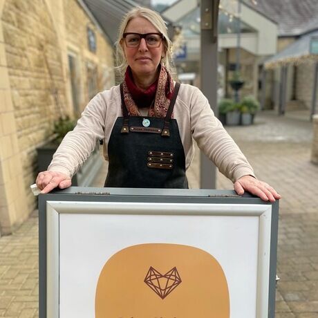 Dacb5531 0284 405e 9430 d2d2c79f6c75