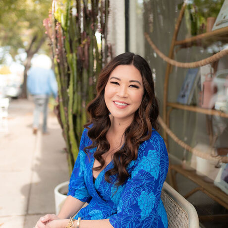 Mari happy hour headshot san diego2193 glow