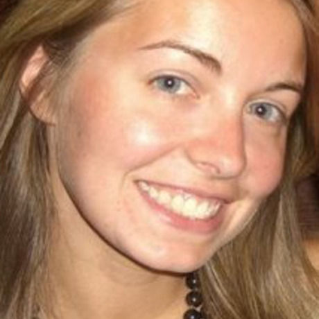 Headshot nicolehughes