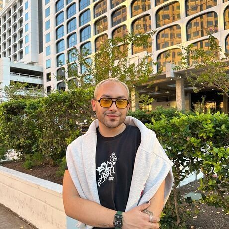 Ee02c7b0 e819 4a16 8b8c b2391744fced