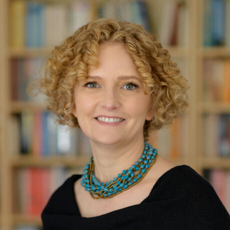 Nim profile pic square blue necklace  1   1 