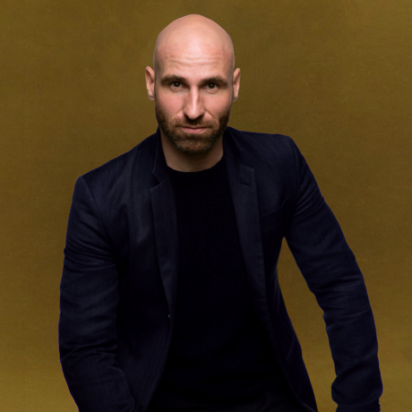 Headshot extended background2