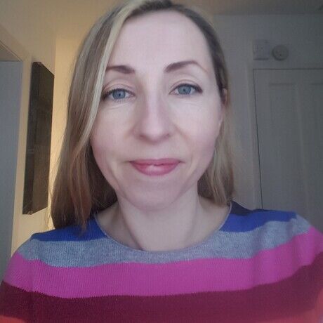 Lorraine   profile pic