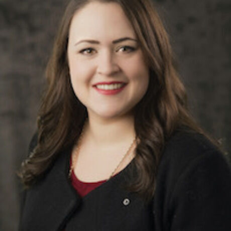 Sarah jantausch headshot