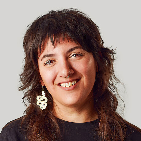 2website headshots carmela