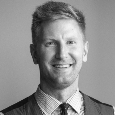 Headshot grey 2021   screen shot 2022 04 20 at 3.50.45 pm