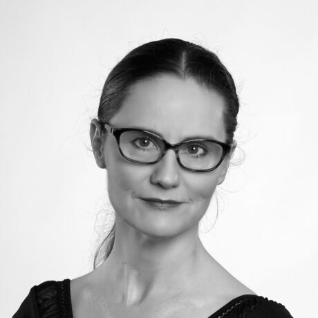 Frindle imgp0193 edit grey tight crop 1000px