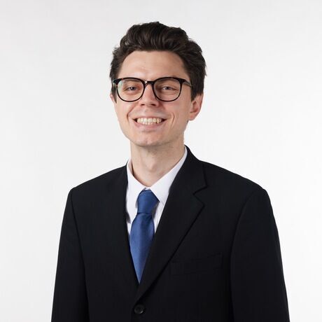 Ian hirsch headshot copy