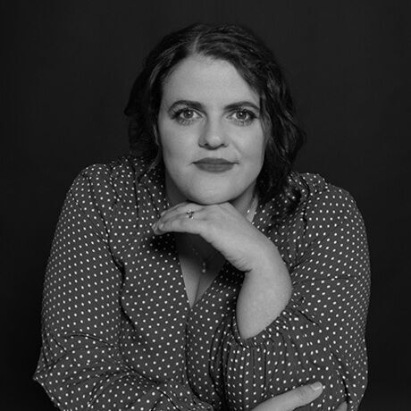 Laura ts headshot small