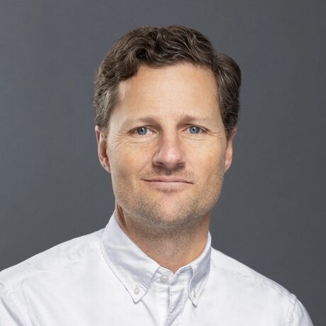 211213 headshots reed 115