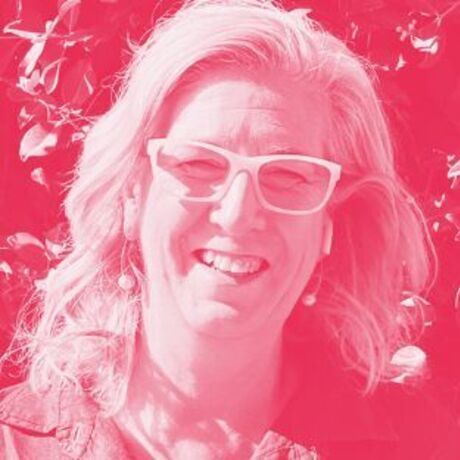 Kerry hannah headshot red 