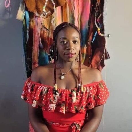 Lehna huie bio pic   royalty abstracted