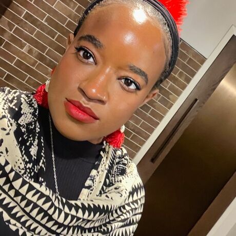 Facetune 19 02 2024 19 52 35