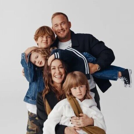 Alanis morissette merch 1