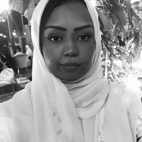 Photo 5895556931702079619 y