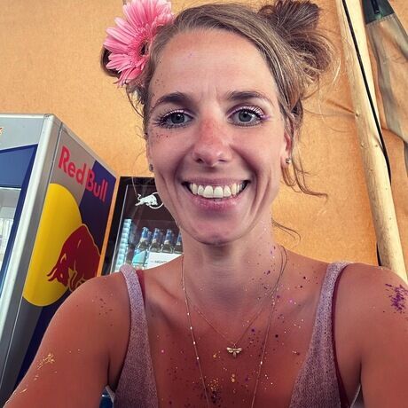 27b014c7 e8f7 4ea1 9be8 893b001b2ed7