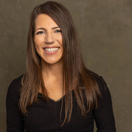 0v4a2591square 72dpi