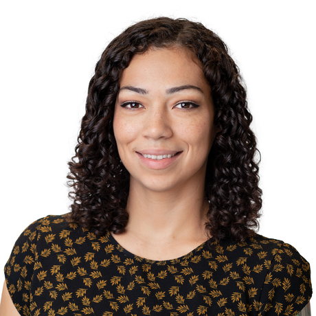 Dr headshots 2022 nina 1080x1080