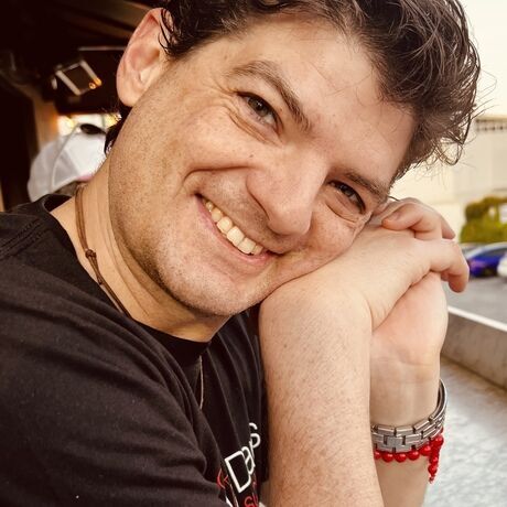 Chris lilly headshot