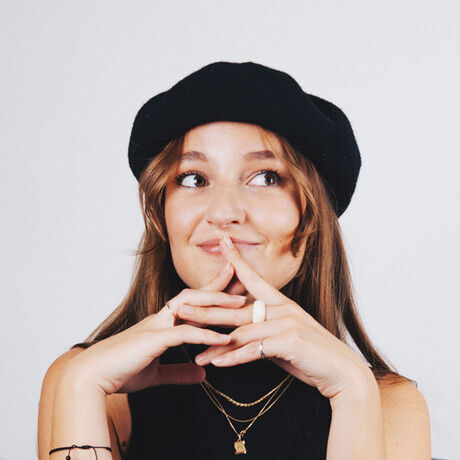 Fanny demarchez portrait carre