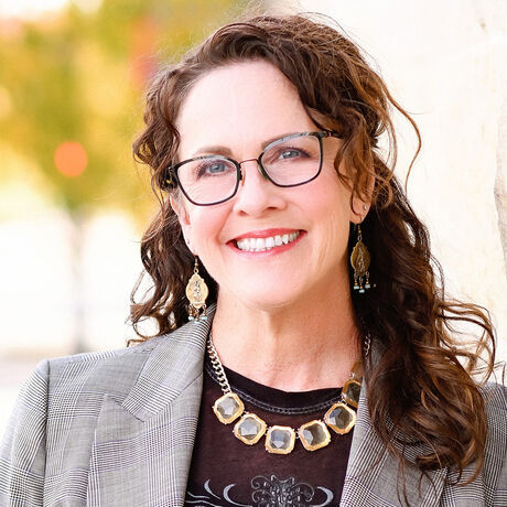 Loriatkins profilepic2 crop