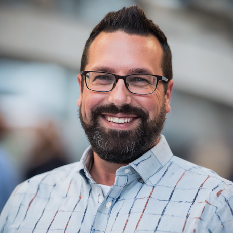 Robben 2024 headshot 3