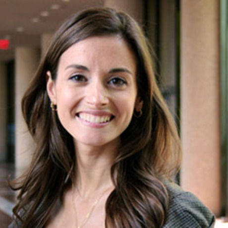 Emily randisi headshot