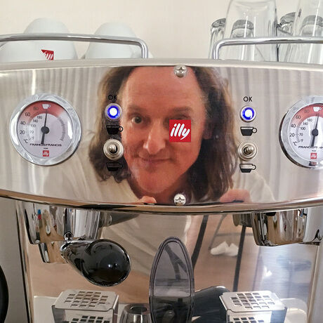 Img 0288 square crop 1000px