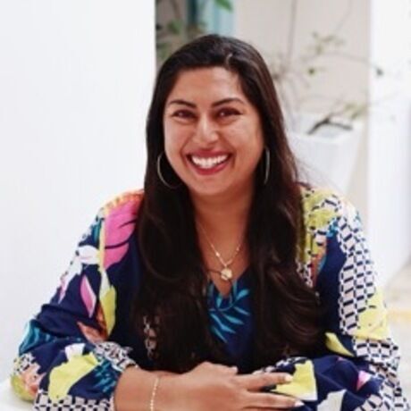 Miloni headshot 23 small