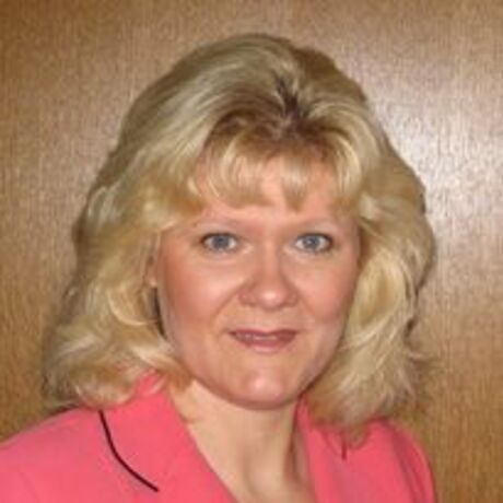 Christine   profile picture