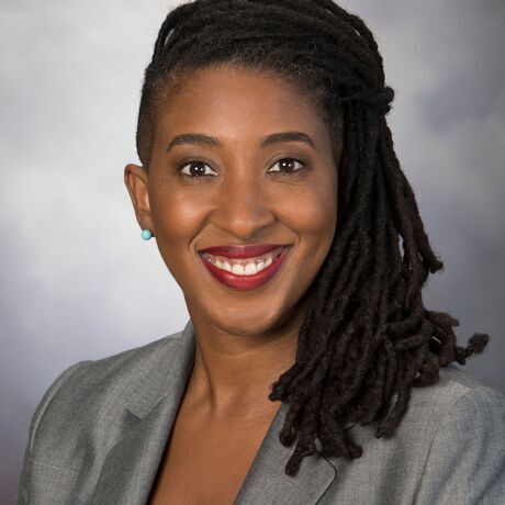 Erin crosby headshot  small