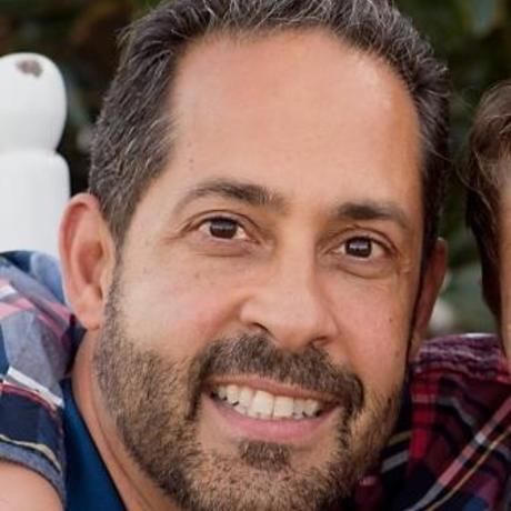 Linkedin headshot 4