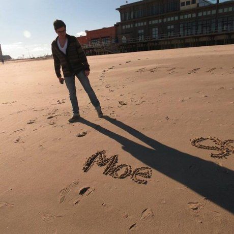 32827b4a1655bf5bde4755a4b45d69bd