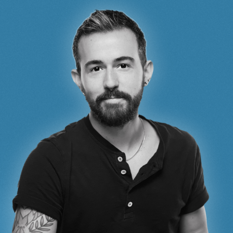 Headshot new neutral   square